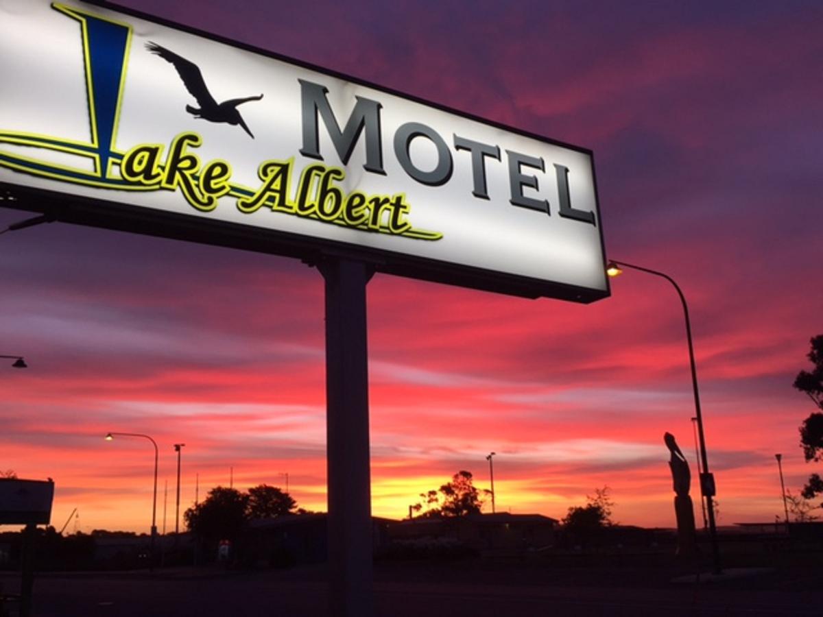 Lake Albert Motel Meningie Exterior foto